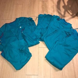 Med Couture Scrubs 4 sets Large tops, medium pants